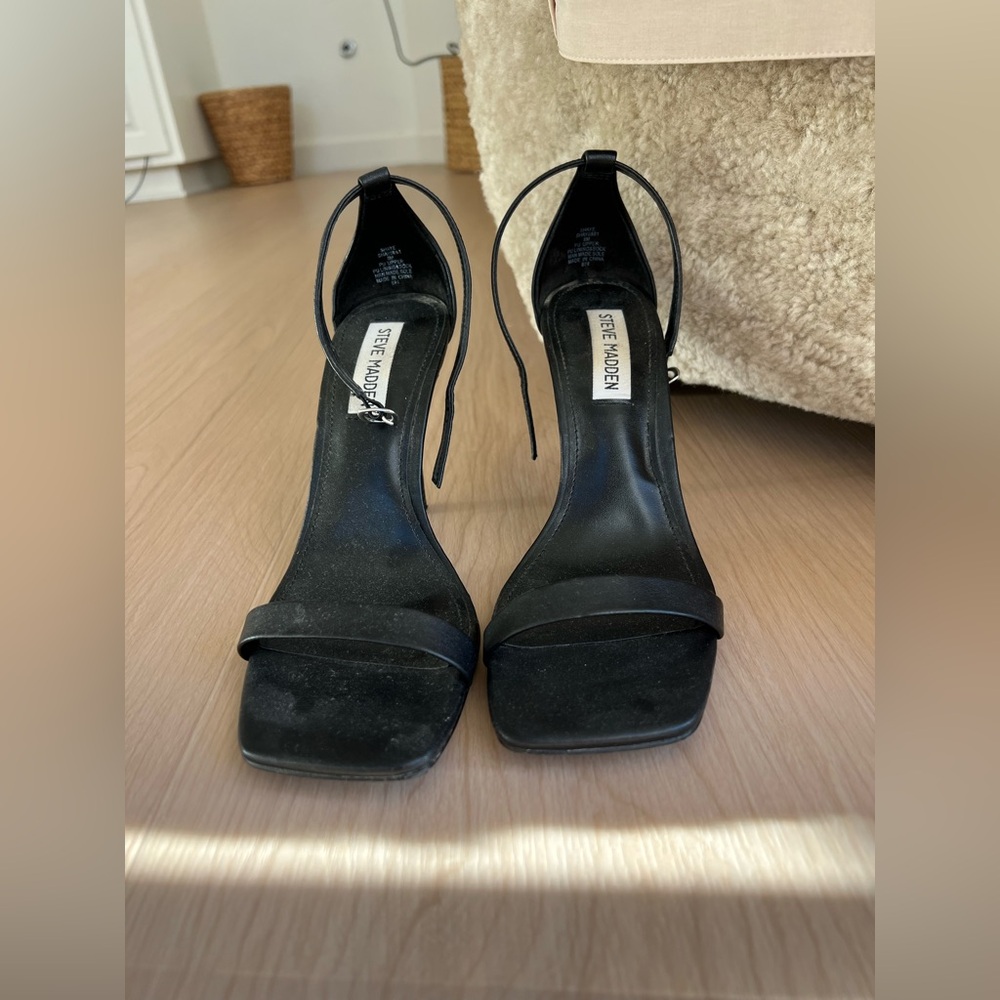 Steve Madden Elegant Black Strappy Heels